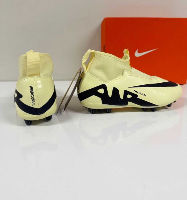 Nike JR Zoom Superfly 9