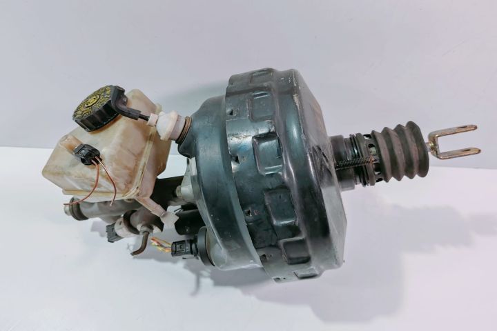 Tulumba Frana  cu pompa centrala A0054304730 Mercedes-Benz C-Class W2