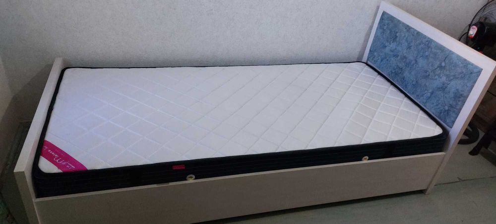 Кравать одноместная