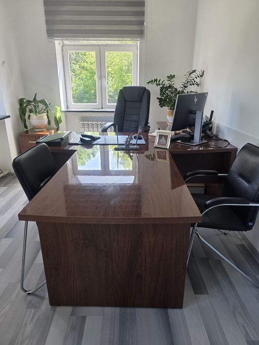 Продам офисную мебель, б/у