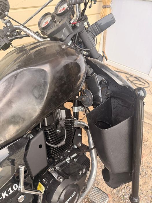 Мотоцикл 200 кубовый