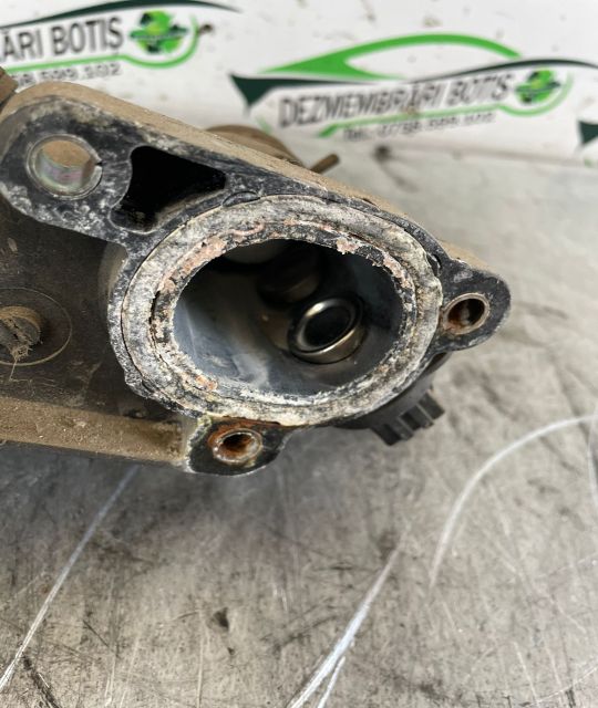 Carcasa termostat 032 121 111 Volkswagen VW Polo a 3-a generatie 6N