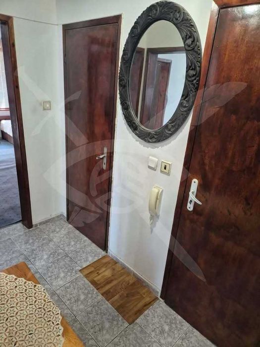 Дава се под наем Тристаен апартамент в Бургас, Център - 66 кв.м за 498.27 € - Снимка #4