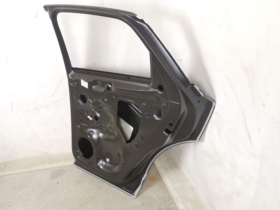 Ауди Кю3 Спортбек / Audi Q3 Sportback 1 Задна дясна врата - Оригинална