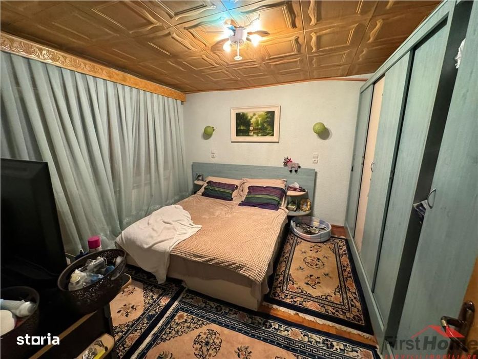 Apartament 3 camere de vanzare in Sud, etaj 3, CT, izolat — fotografia 3