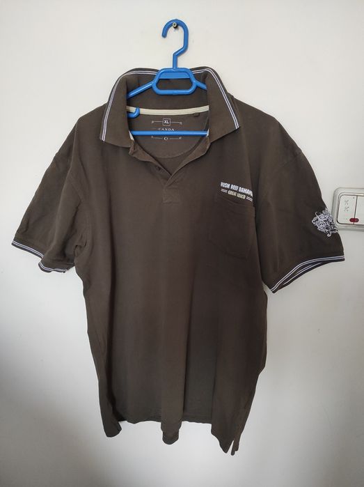 Tricouri cu maneca scurta sau lunga, modele diferite si mărimi diferit