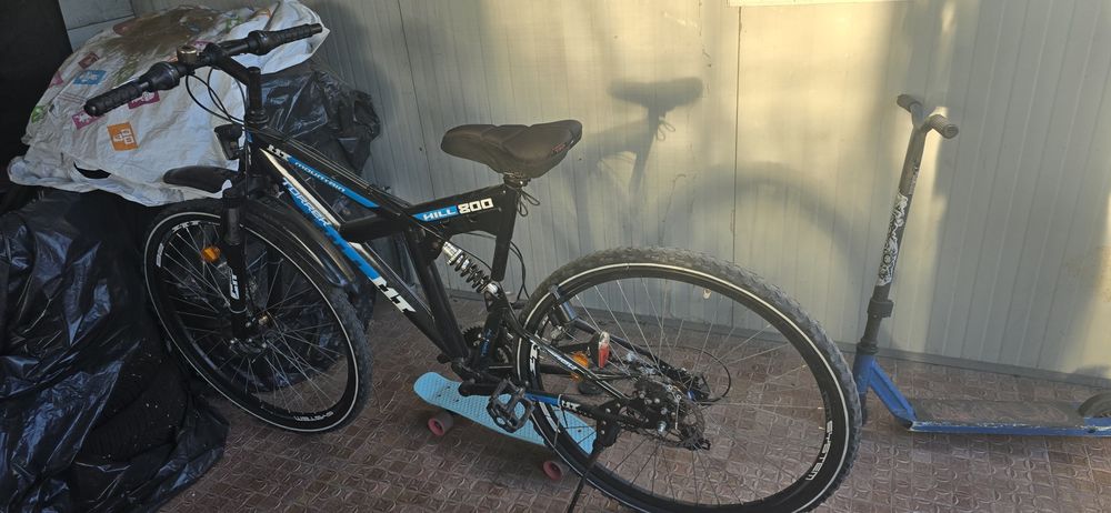 Bicicleta full suspension