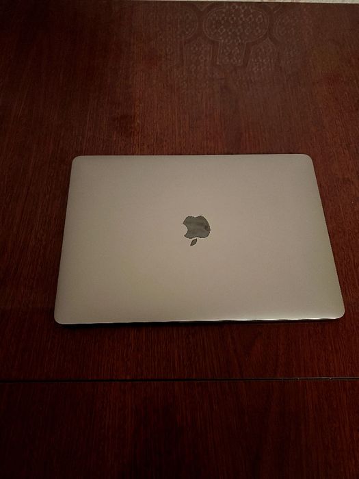 Macbook pro 8/512