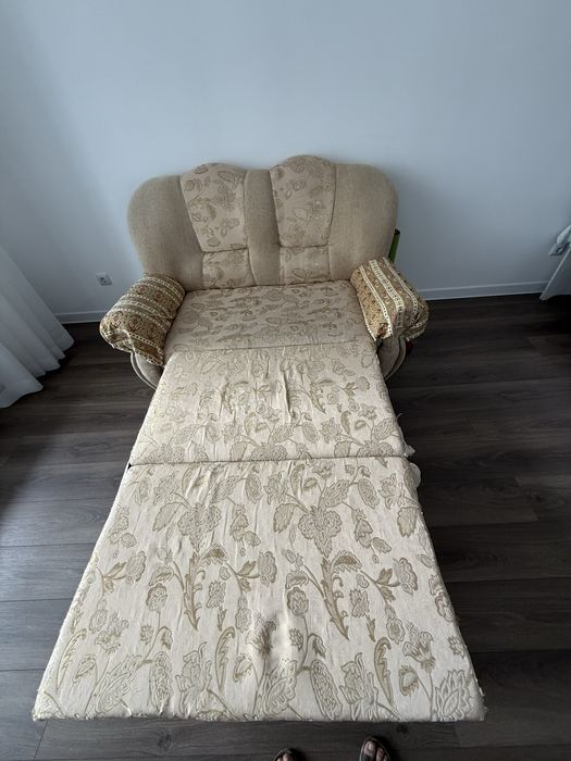 Диван 2 и 3 б/у.