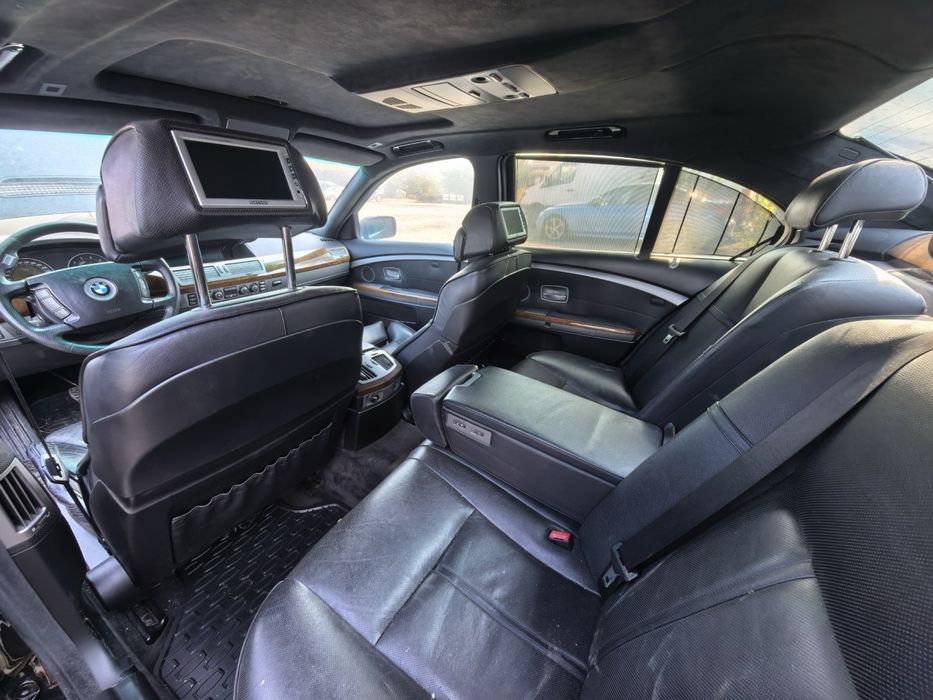 BMW 745 на части всичко налично