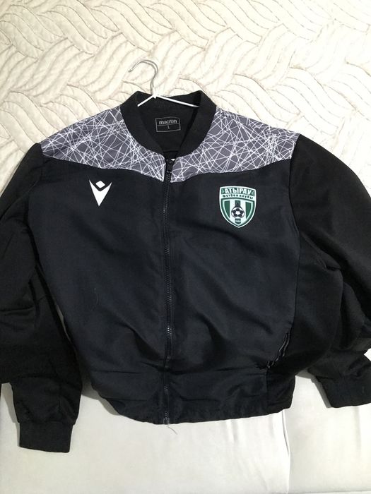 Продается спортивка от Macron Joma