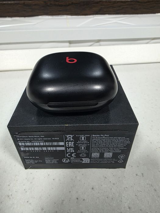 Beats fit pro de vanzare