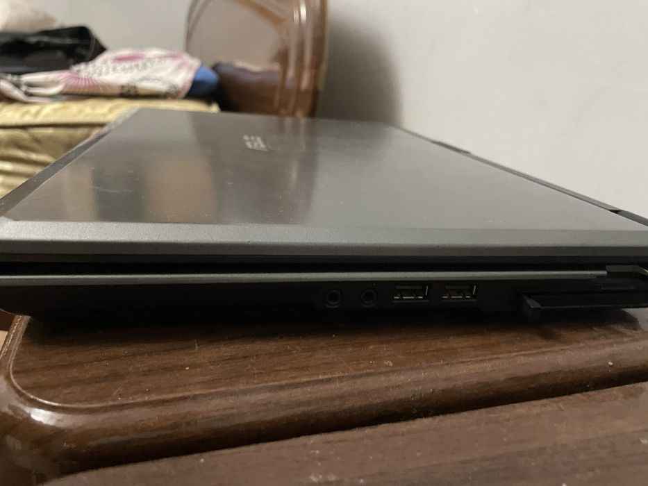 Ноутбук Asus продается