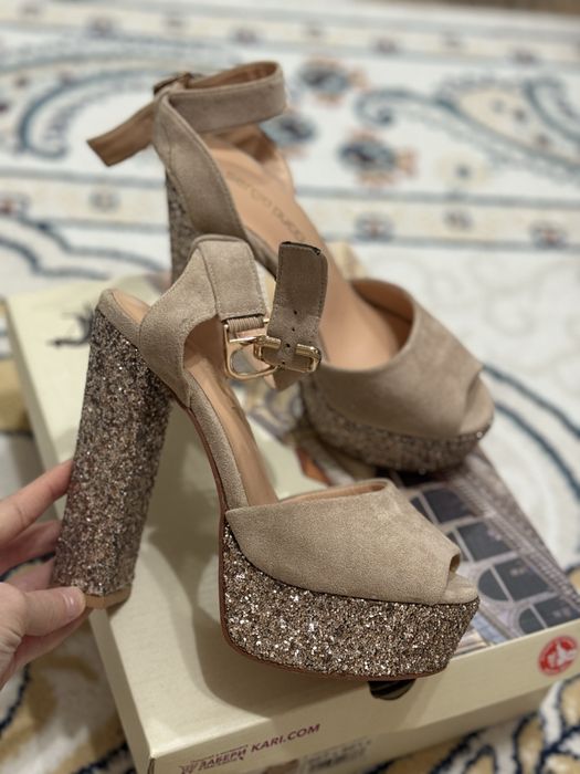 Продам туфельки за Любую сумму!