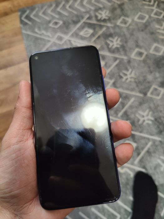 Vivo Y53S и Honor 20