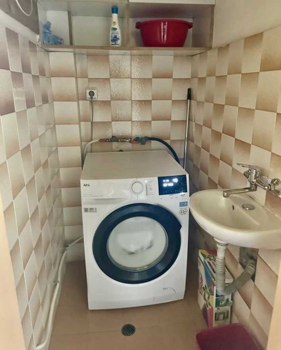 Дава се под наем Тристаен апартамент в София, Стрелбище - 95 кв.м за 790 € - Снимка #11