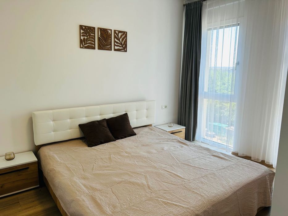 Apt. 2 camere in Ceyrat,cu terasa spectaculoasa,parcare și boxă inclusa