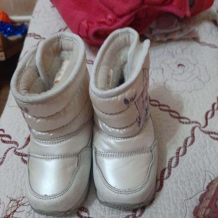 Сапожки зимние на девочку