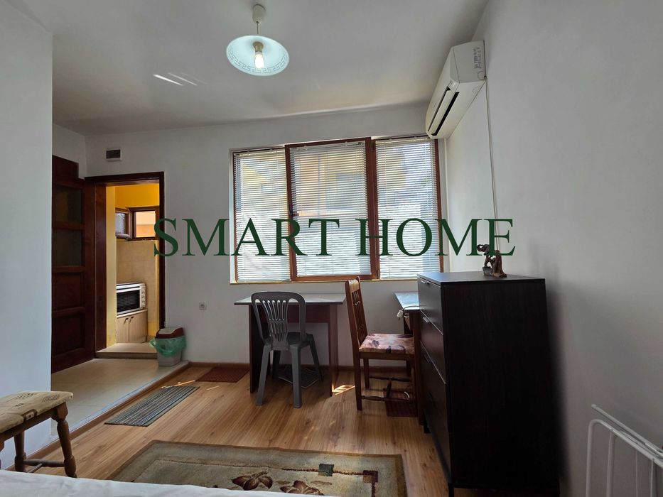 Дава се под наем Едностаен апартамент в Велико Търново, Център - 20 кв.м за 168.3 € - Снимка #2