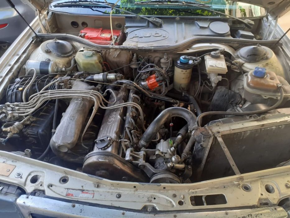 Срочно продам машину аудио 100