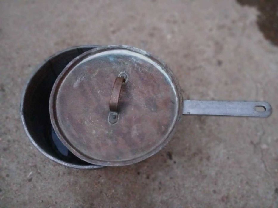 Меден тиган и медна форма за кекс
