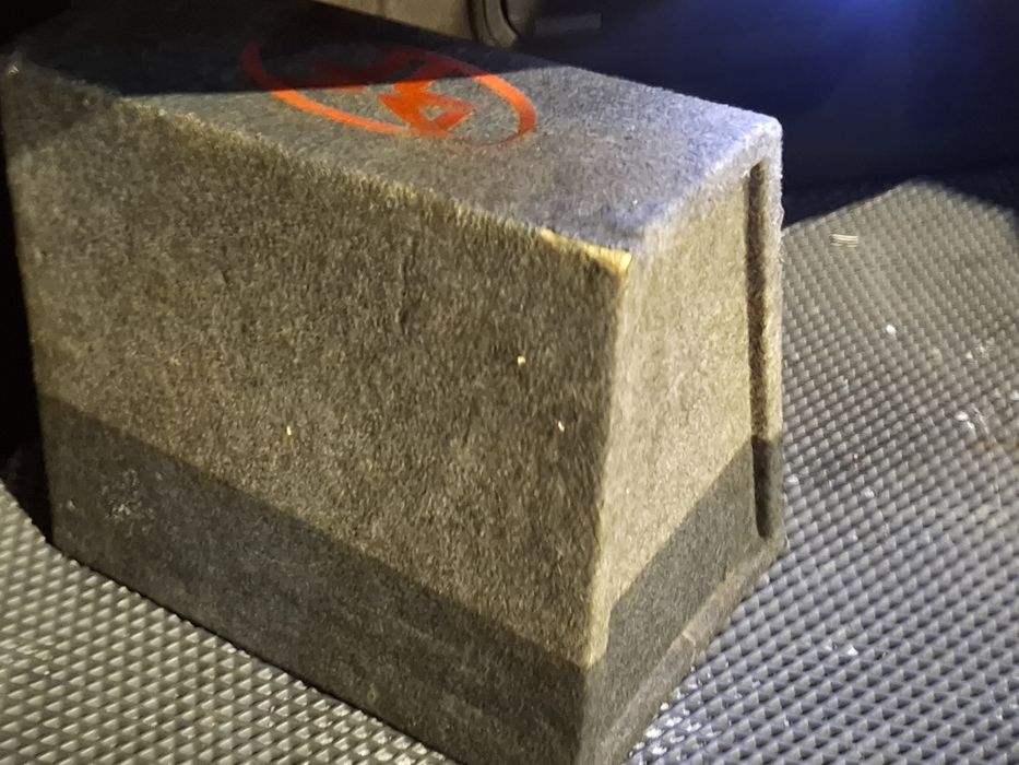 Продам буфер  на авто