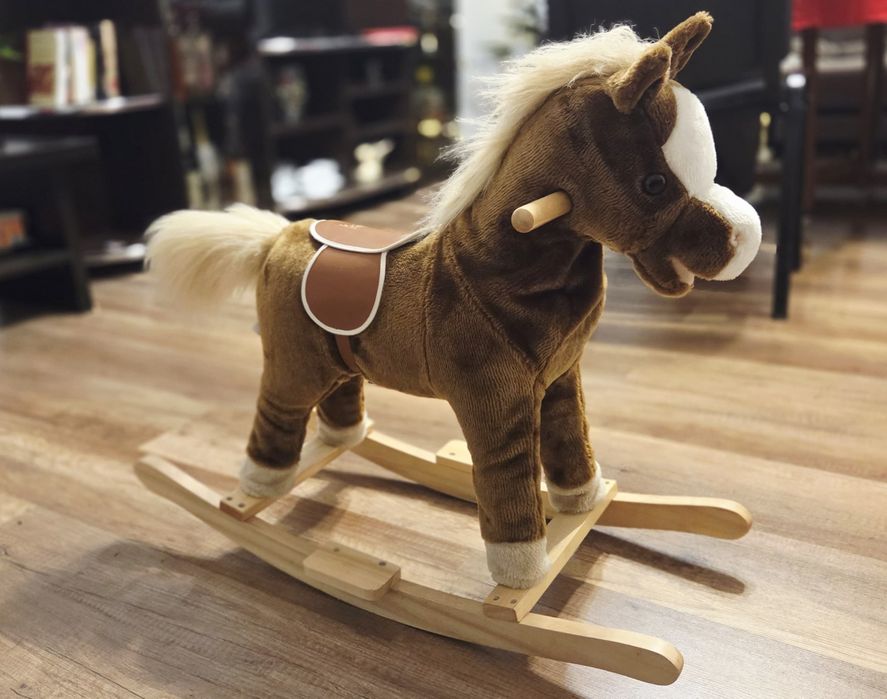 Căluț balansoar copii