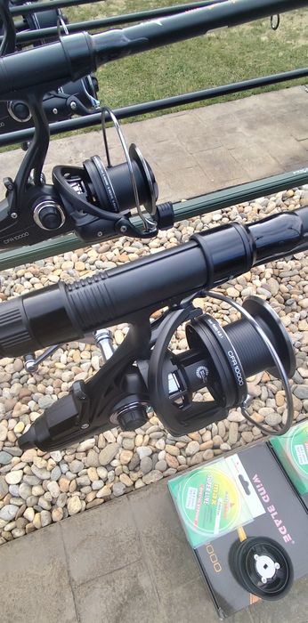 Set Complet Pescuit, 4 Lansete, 4 Mulinete 10000 cu Baitrunner,Rod Pod