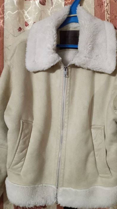 Продам куртку зимнюю. Б/У.