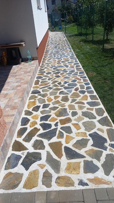 Piatra naturala de munte oriunde in tara + montat profesional