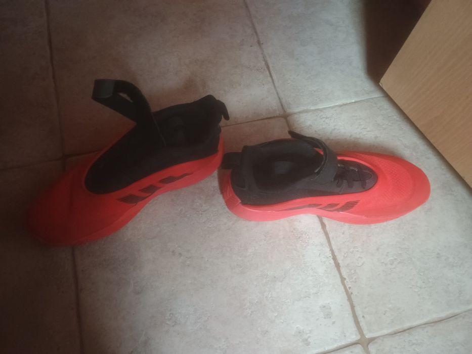 Adidas OWN GAME.