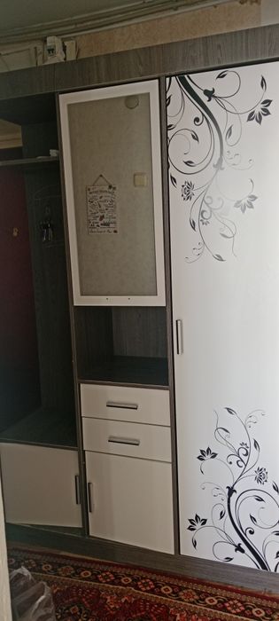 Продам прихожку.