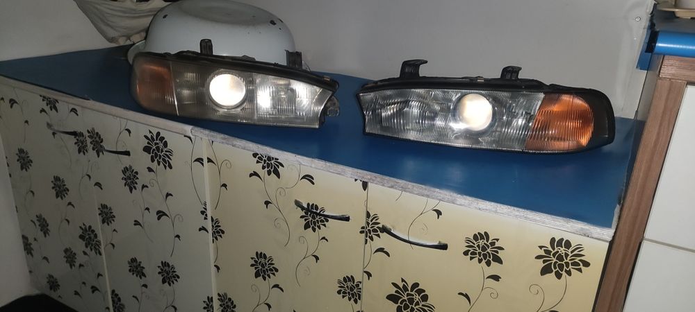 Фары на Субару Легаси