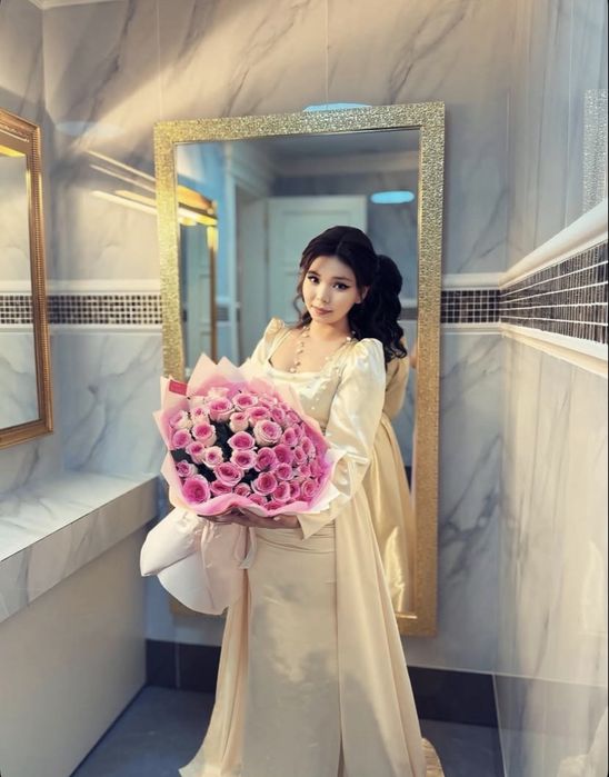 Нежное платье женское