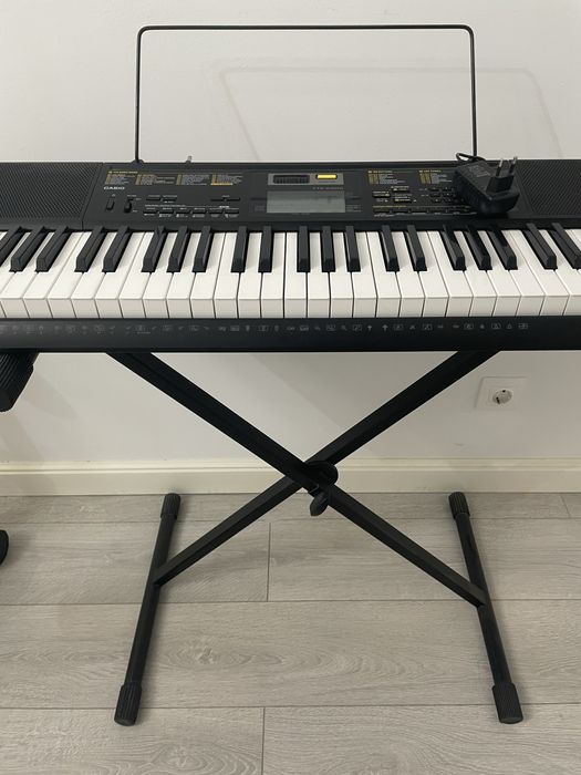 Синтезатор Casio CTK - 2400