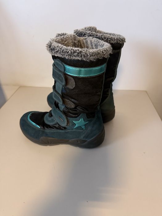 Зимни ботушки за момиче Primigi