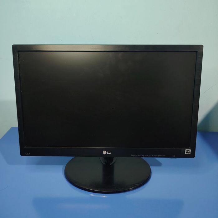 Monitor LG 19 LED kompyuter uchun