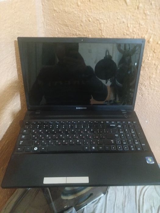 Samsung NP305V5V 16gb