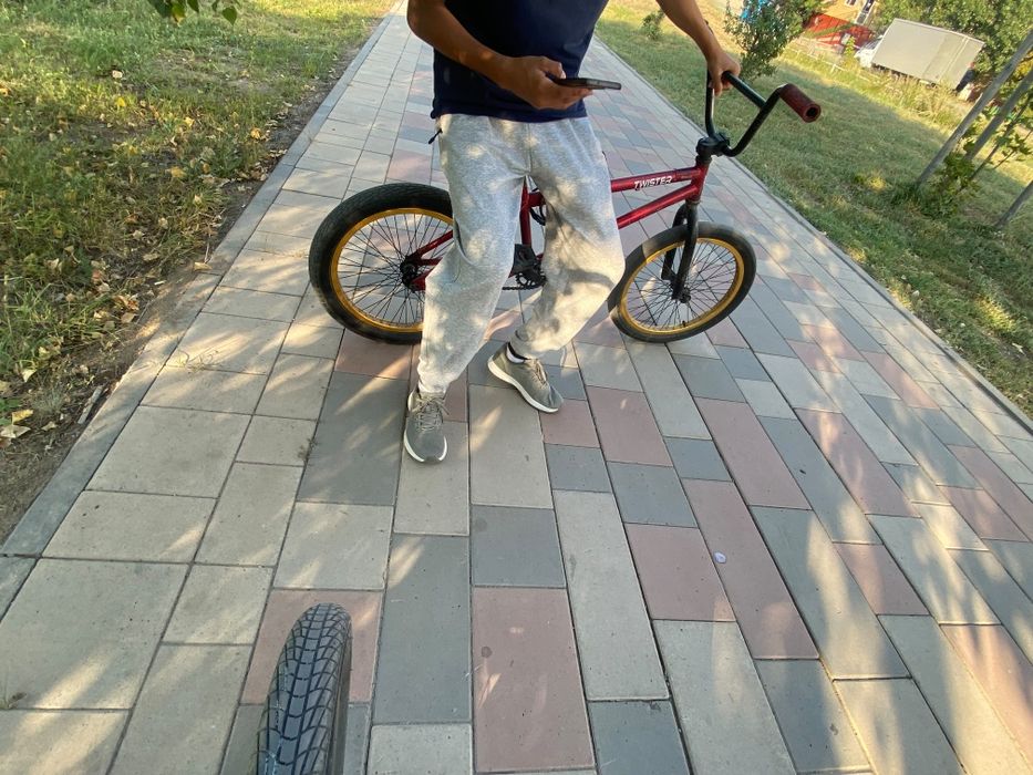 Продам BMX(нужен ремонт)