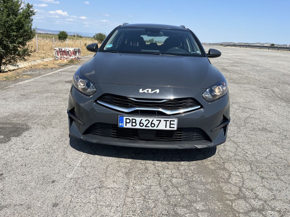 Kia Ceed Sportswagon 2022 г. 120 кс. В гаранция. ТОП! Нова цена.