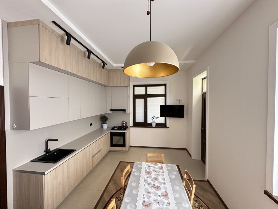 Продаю Евро дом на участке 4 соток в элитной, новой махалле