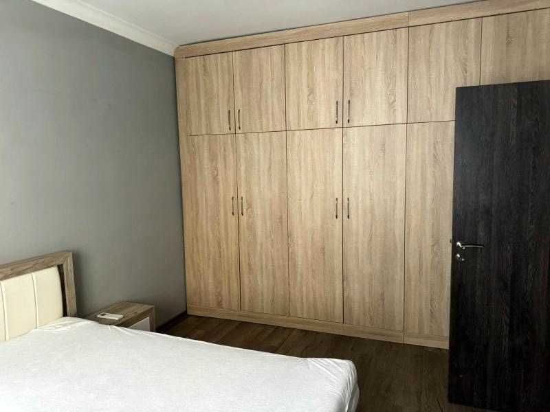 Продава се Тристаен апартамент в София, Център - 76 кв.м за 5264 €/кв.м - Снимка #1