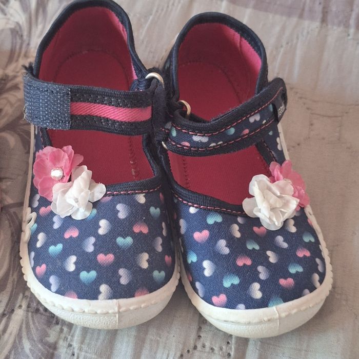 Детски пантофки, номера 24 и 25