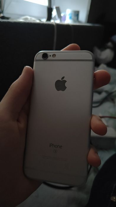 Продам iphone 6s