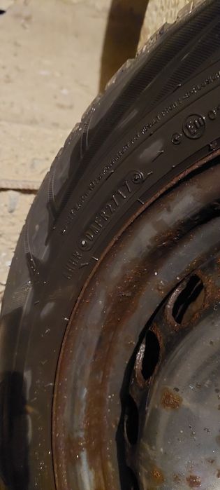 Vand set 4 anvelope cu jante 175/70/14