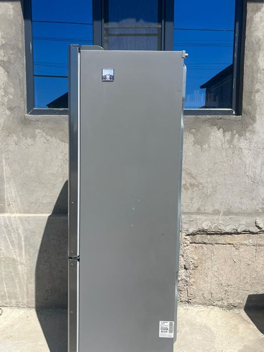 Продается холодильник