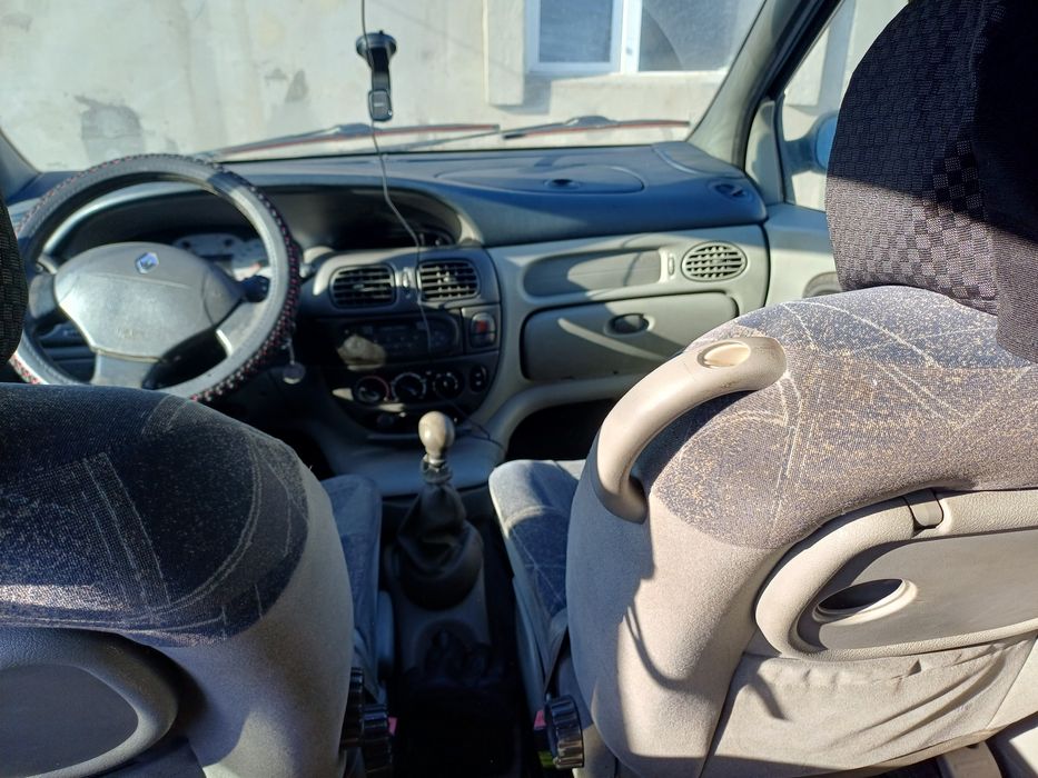 Продам рено сценик 2000 года