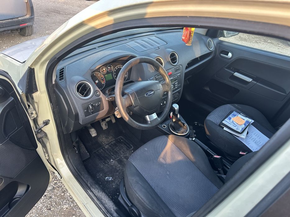 Ford Fusion 1.4tdci Face На Части!!!