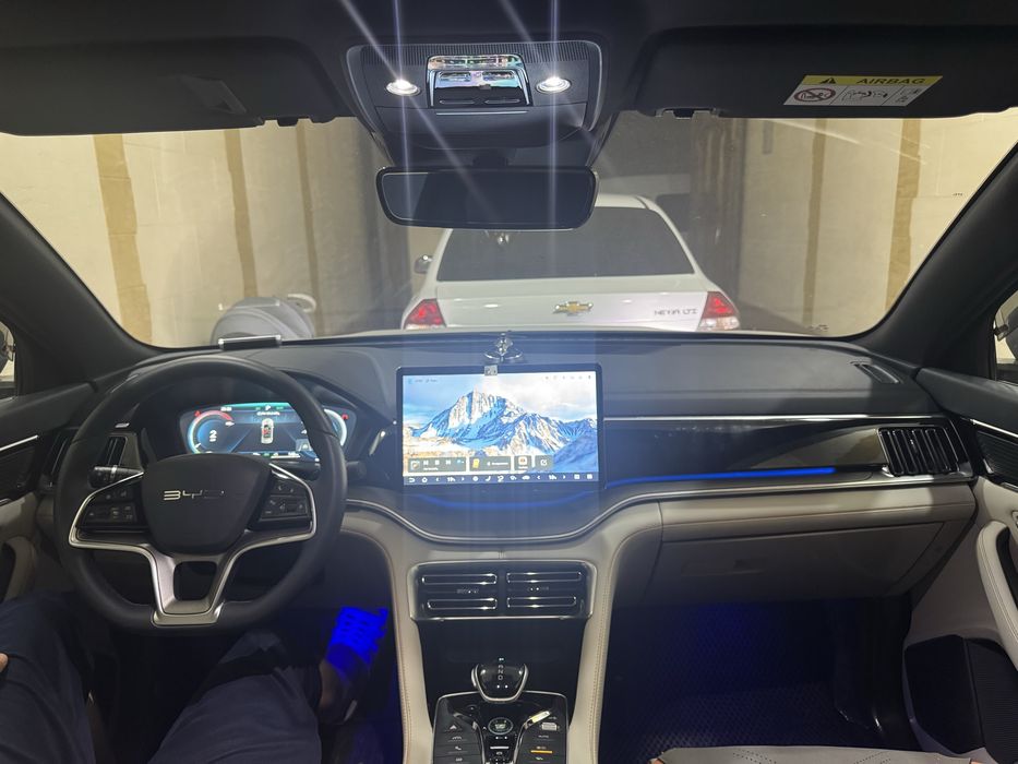 Byd song plus gbrid 2023 2 pazitsya