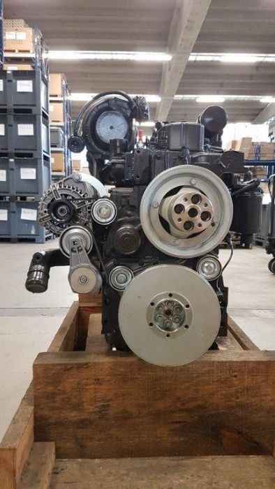 motor case wx168 excavator new holland we170b f4ge9684 complet nou